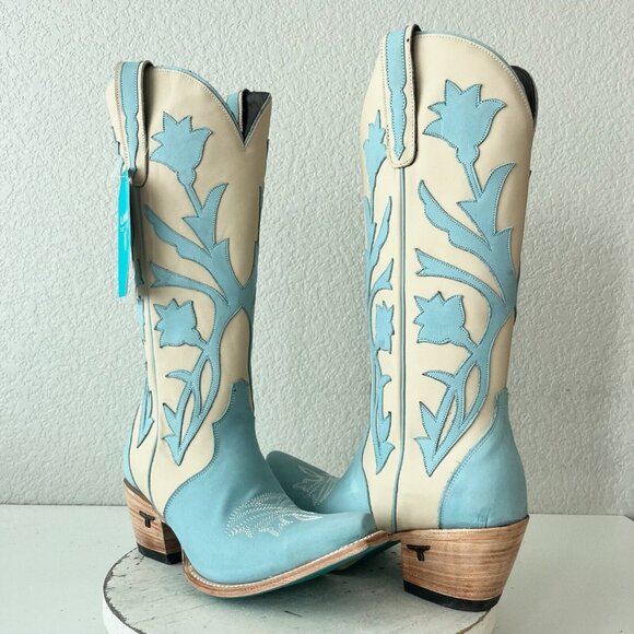 Stylish Cream and Blue Heeled Boots - Picture 12 of 12